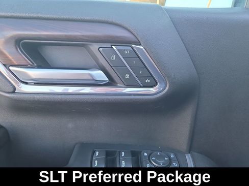 Used 2024 GMC Sierra 1500 SLT w/ SLT Premium Plus Package image 13