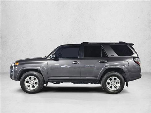Used 2021 Toyota 4Runner SR5 image 9