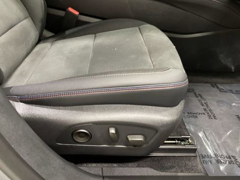 Certified 2025 Chevrolet Blazer EV RS image 20