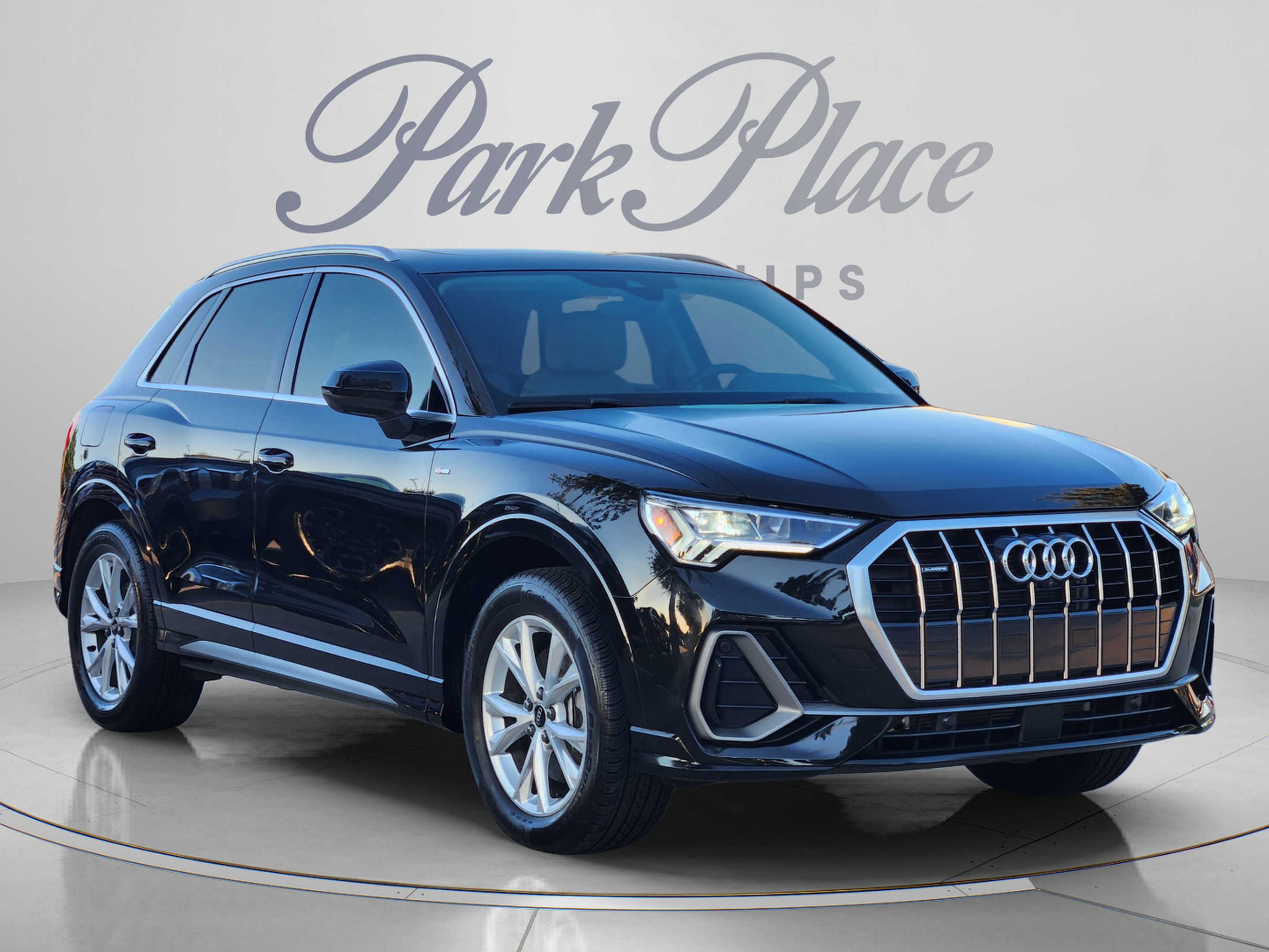 Used 2022 Audi Q3 2.0T Premium Plus AWD/4WD image 4
