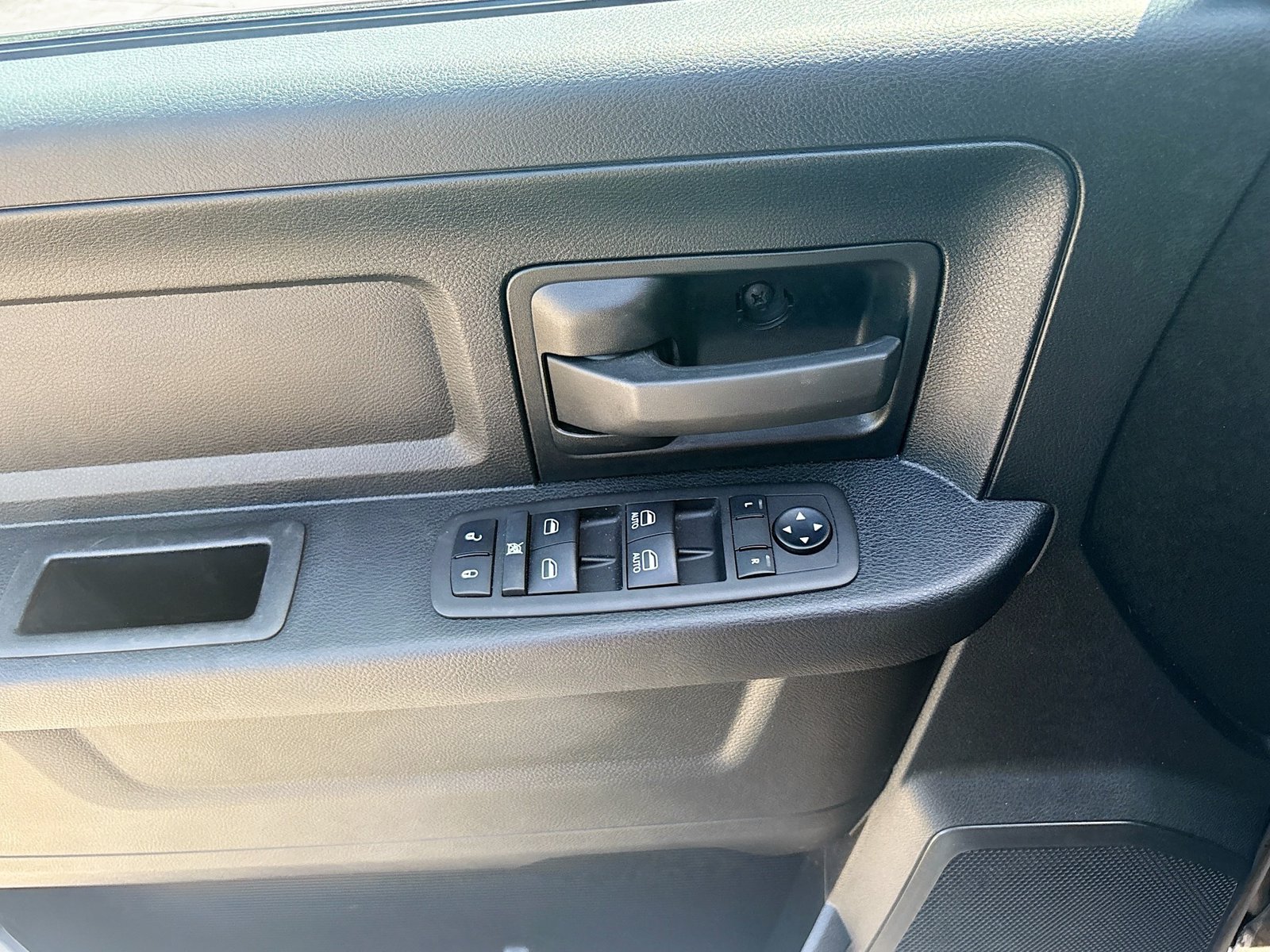 Used 2023 RAM 1500 Tradesman w/ Tradesman SXT Package AWD/4WD image 17