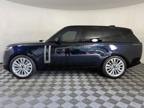 New 2026 Land Rover Range Rover SE AWD/4WD image 3