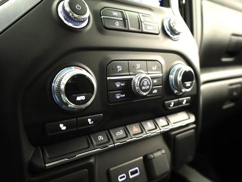 Used 2022 GMC Sierra 1500 Elevation w/ X31 Off-Road Package image 20