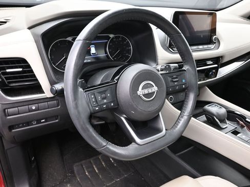 Used 2023 Nissan Rogue SL image 14