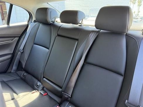 Used 2025 MAZDA MAZDA3 s image 19