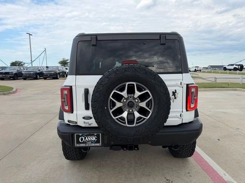 Used 2023 Ford Bronco Badlands AWD/4WD image 4