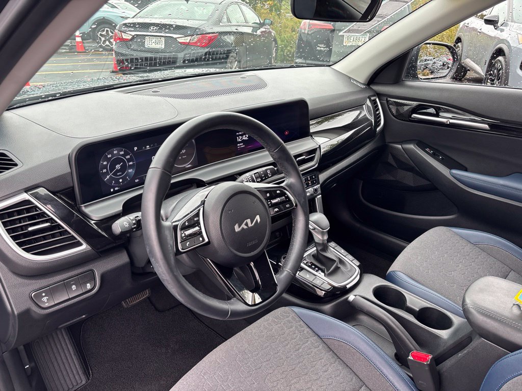Used 2024 Kia Seltos S AWD/4WD image 20