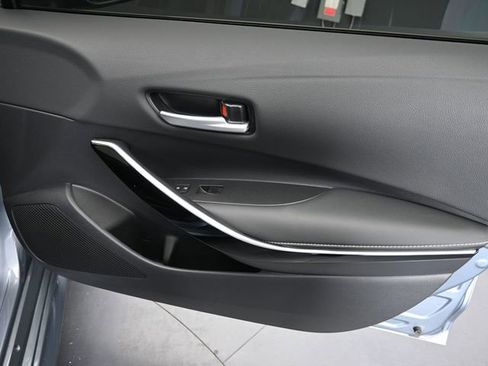 Used 2024 Toyota Corolla XLE image 33