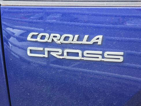 Certified 2024 Toyota Corolla Cross XLE w/ Convenience Package AWD/4WD image 4