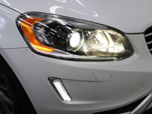 Used 2017 Volvo XC60 T6 Dynamic w/ Preferred Option Package AWD/4WD image 27