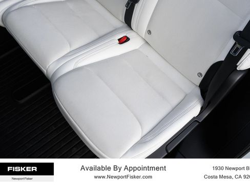 Used 2022 Tesla Model X image 17