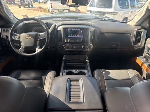 Used 2019 Chevrolet Silverado 2500 LTZ w/ Duramax Plus Package image 10
