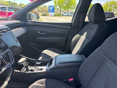 Used 2022 Hyundai Santa Cruz SEL Premium w/ Cargo Package AWD/4WD image 13