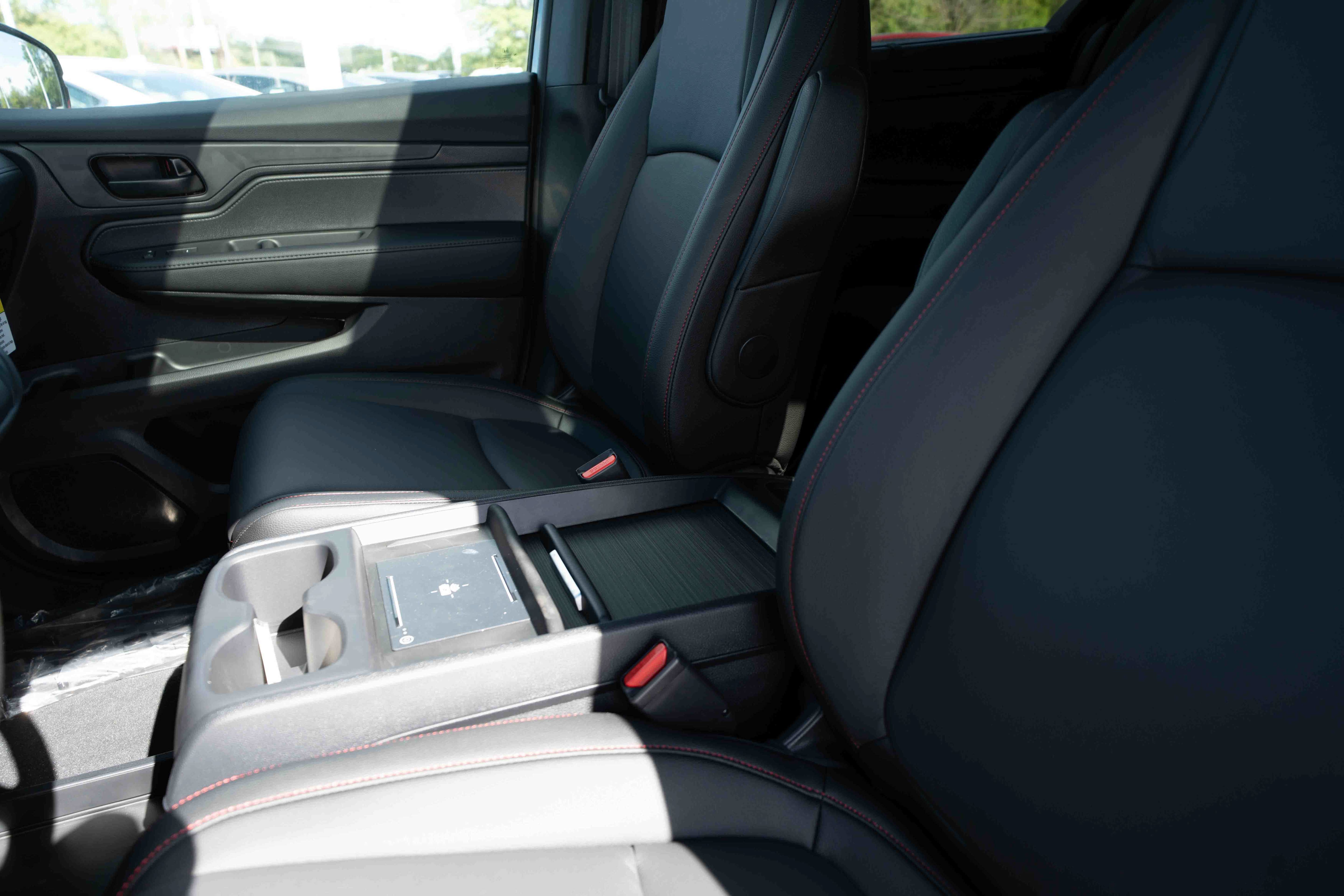 New 2026 Honda Odyssey Sport-L image 10