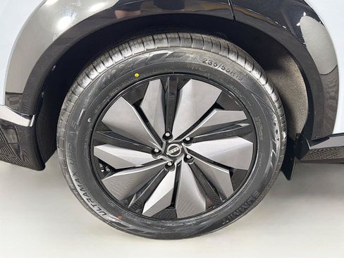 Used 2024 Nissan Ariya AWD image 35