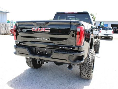 Used 2025 GMC Sierra 2500 Denali w/ Denali Reserve Package AWD/4WD image 12