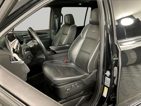 Used 2024 Cadillac Escalade ESV Sport AWD/4WD image 21