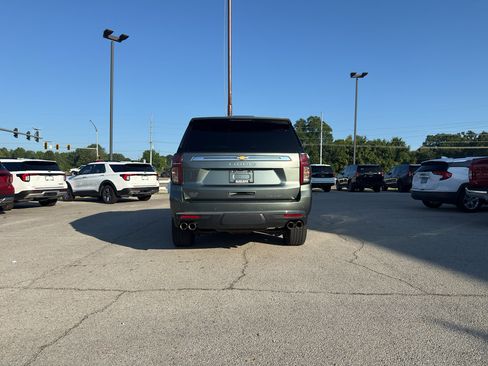Used 2023 Chevrolet Tahoe Premier AWD/4WD image 4