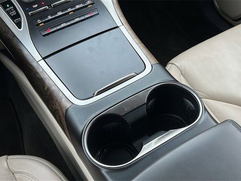 Used 2016 Lincoln MKX Select w/ Select Plus Package image 21