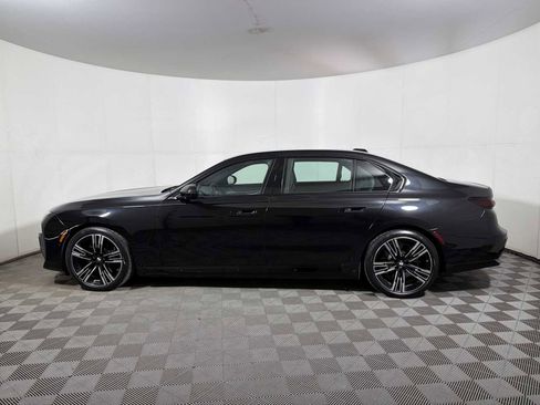 Certified 2023 BMW i7 xDrive60 w/ Executive Package 2 image 4