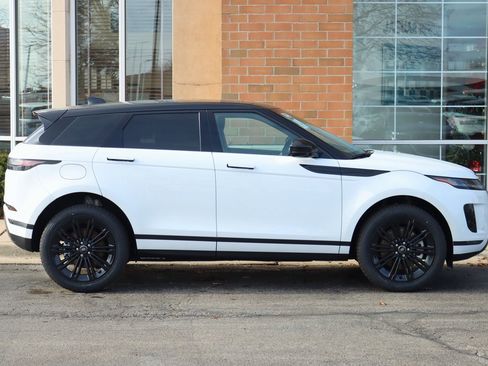 Used 2025 Land Rover Range Rover Evoque S image 8