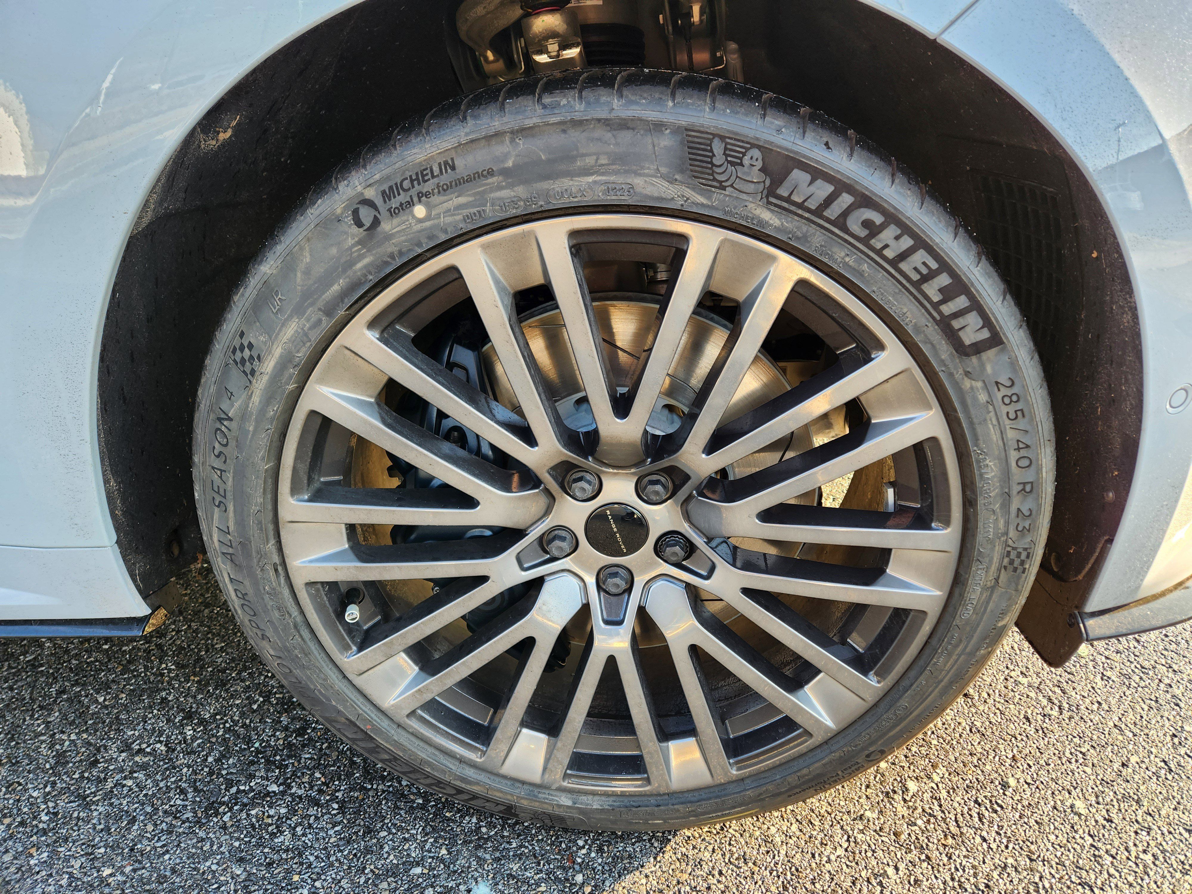 New 2026 Land Rover Range Rover Sport SV AWD/4WD image 7