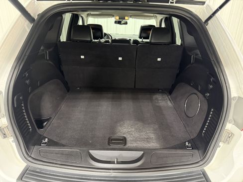 Used 2013 Jeep Grand Cherokee Laredo image 6
