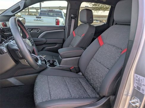 Used 2024 Chevrolet Colorado Z71 w/ Z71 Convenience Package 2 image 24