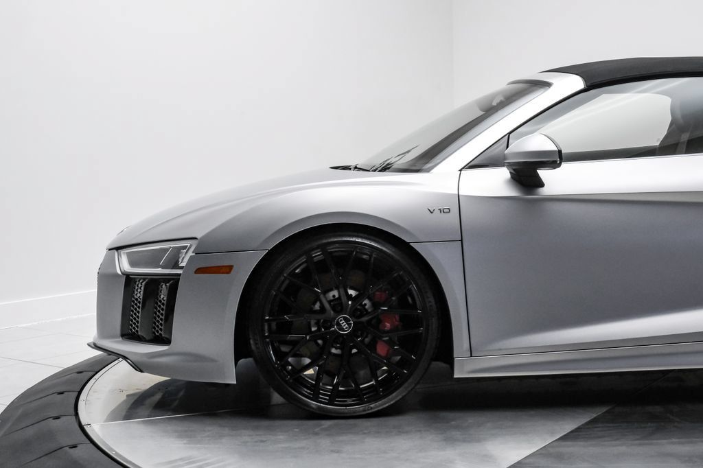 Used 2018 Audi R8 V10 AWD/4WD image 24