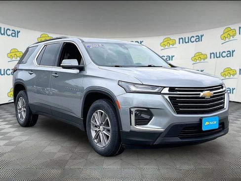 Used 2023 Chevrolet Traverse LT w/ LPO, Floor Liner Package AWD/4WD image 1