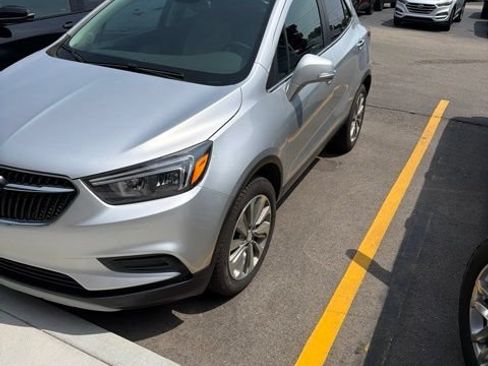 Used 2019 Buick Encore Preferred AWD/4WD image 1