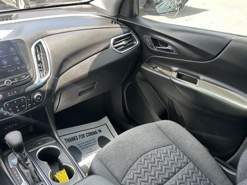 Certified 2024 Chevrolet Equinox LT FWD image 16