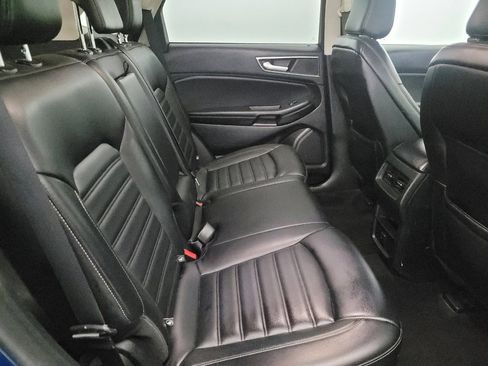 Used 2020 Ford Edge SEL w/ Cold Weather Package image 19