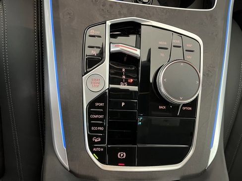 Used 2024 BMW X5 xDrive40i w/ Premium Package image 18