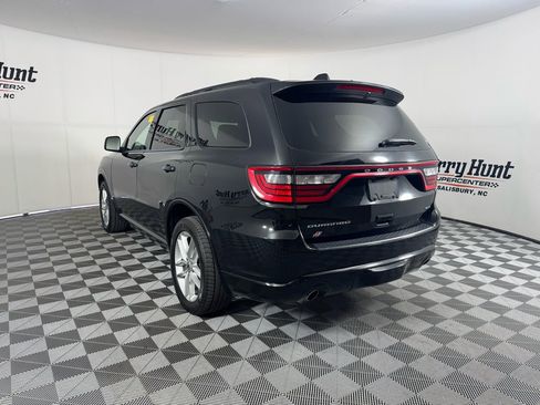 Used 2024 Dodge Durango GT image 11