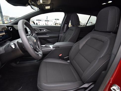 New 2026 Chevrolet Equinox EV LT image 9