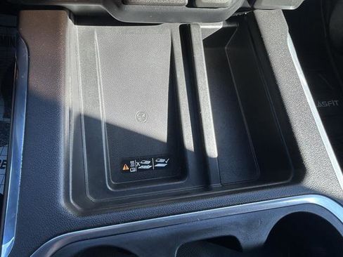 Used 2019 GMC Sierra 1500 SLT w/ SLT Premium Plus Package image 25