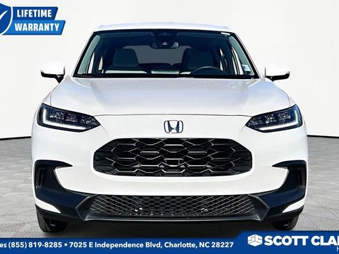 Used 2025 Honda HR-V LX image 2