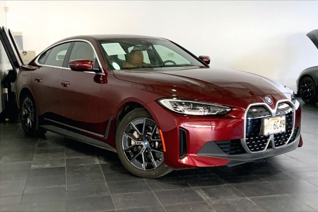 Used 2023 BMW i4 eDrive35 RWD image 2