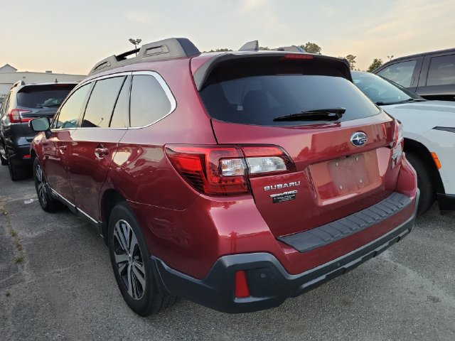 Used 2018 Subaru Outback 2.5i Limited AWD/4WD image 6
