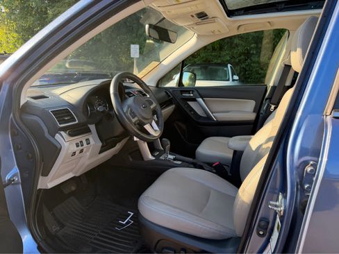 Used 2018 Subaru Forester 2.5i Limited AWD/4WD image 5