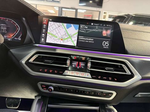 Used 2023 BMW X6 xDrive40i w/ M Sport Package image 17