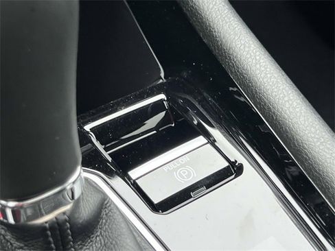 New 2025 Jeep Compass Limited w/ Elite Group image 32