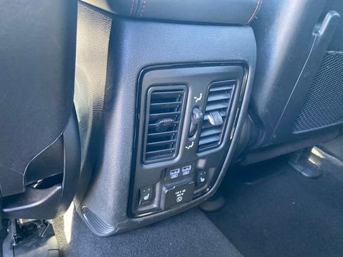 Used 2025 Dodge Durango R/T AWD/4WD image 22