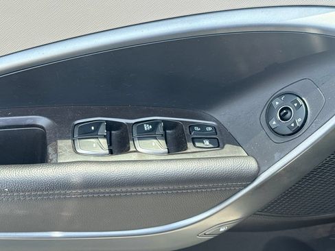Used 2018 Hyundai Santa Fe Sport FWD image 18