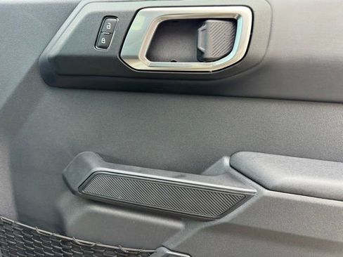 New 2025 Ford Bronco Badlands image 20