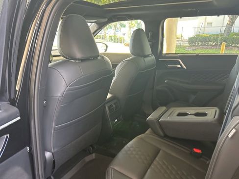 New 2025 Mitsubishi Outlander SEL Black Edition image 35