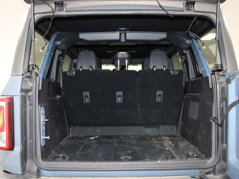 Used 2024 Ford Bronco Black Diamond w/ Sasquatch Package image 13