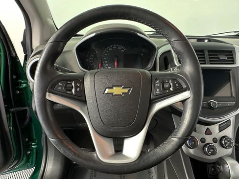 Used 2018 Chevrolet Sonic LT w/ Convenience Package image 32