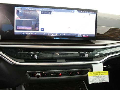 New 2026 BMW X5 xDrive40i w/ Climate Comfort Package image 18